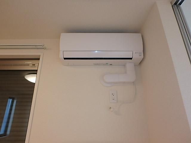 �y���̑��ݔ��z�@