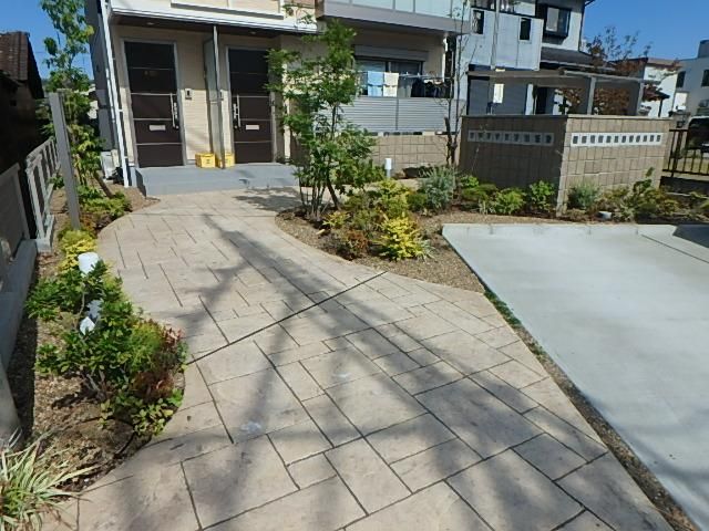 �y�G���g�����X�z�@