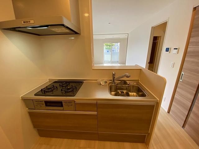 �y�L�b�`���z�@