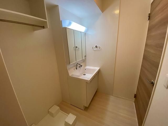 �y���ʏ��z�@