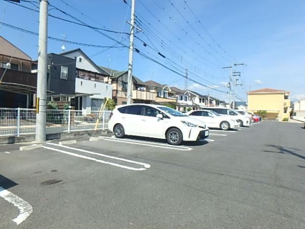 yԏz@