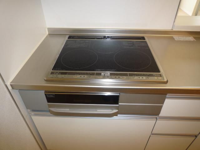 �y�L�b�`���z�@