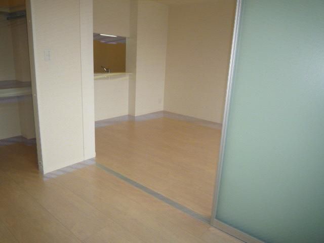 �y���̑������E�X�y�[�X�z�@