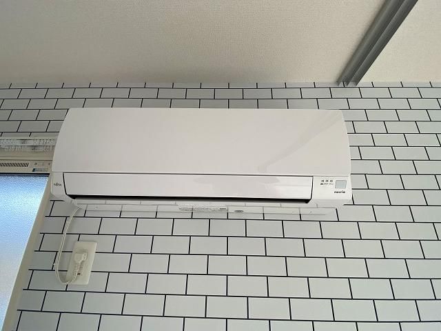 �y���̑��ݔ��z�@