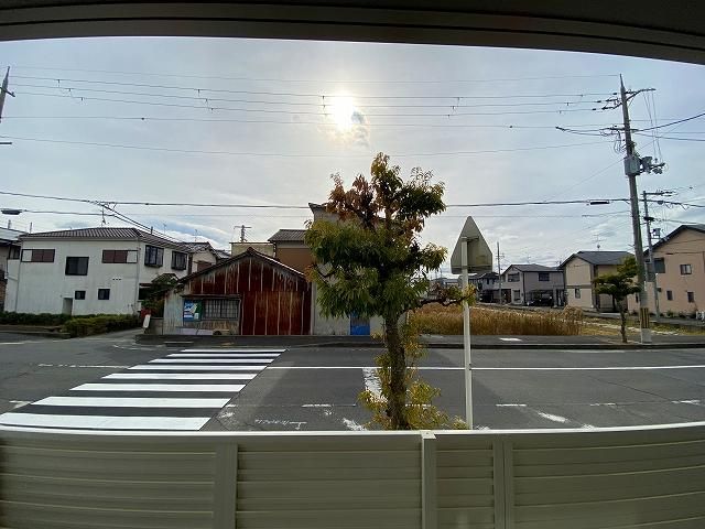 �y���]�z�@