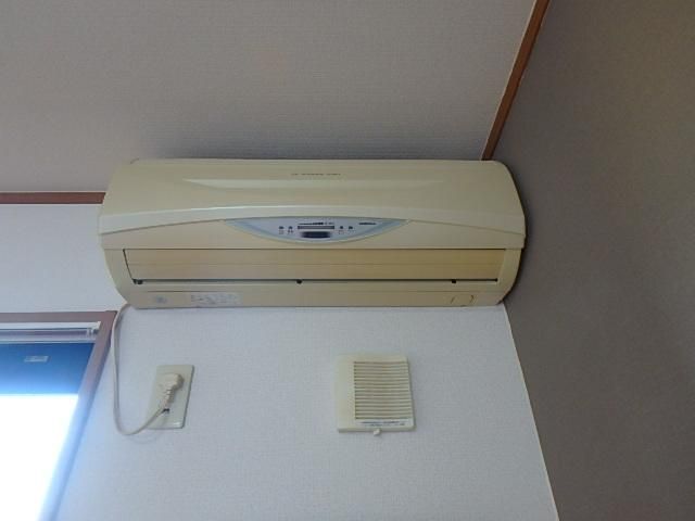 �y���̑��ݔ��z�@