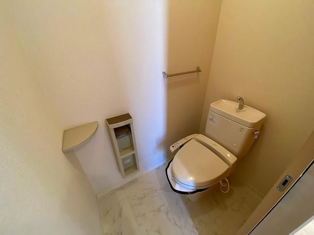 �y�g�C���z�@