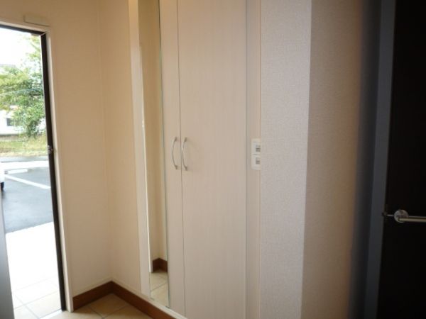 �y���ցz�@���V���[�Y�{�b�N�X��