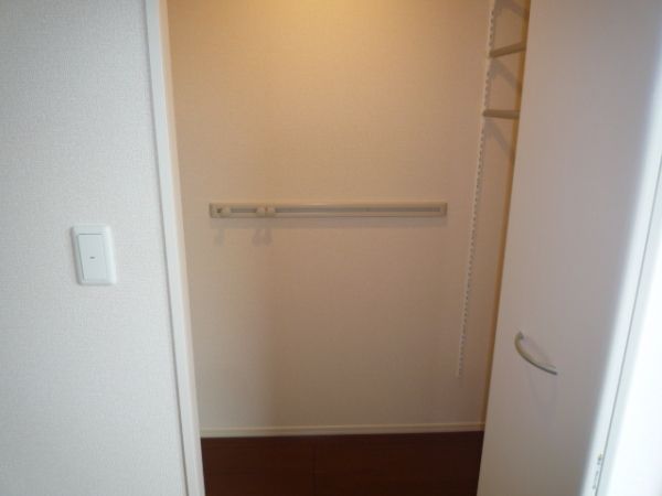 �y���[�z�@���E�H�[�N�C���N���[�[�b�g��