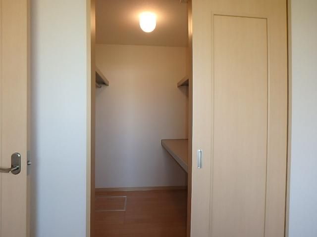 �y���[�z�@