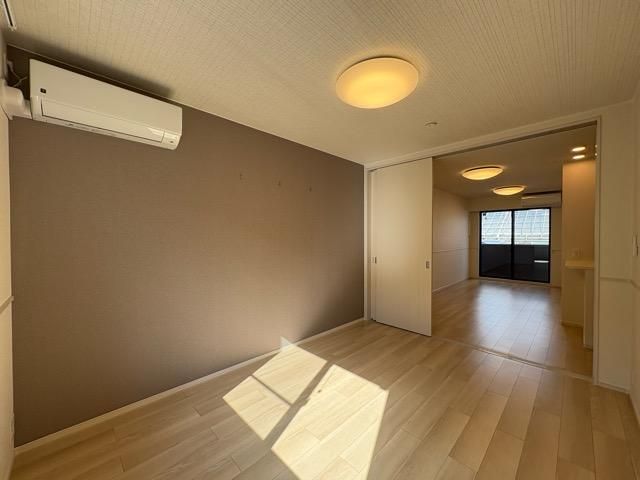 �y�Q���z�@