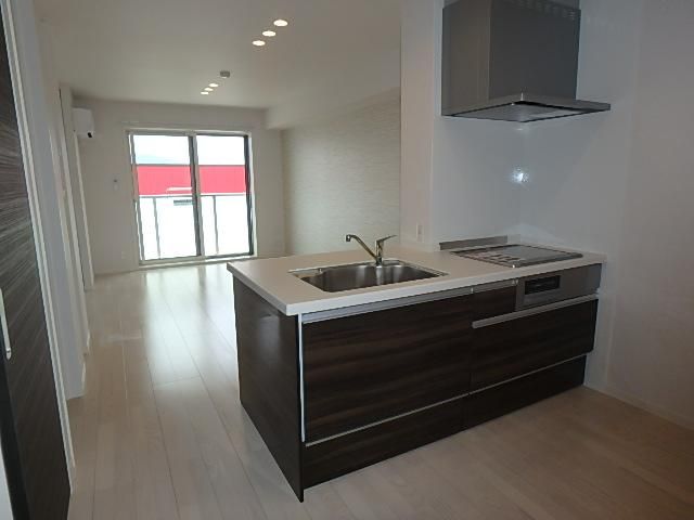 �y�L�b�`���z�@