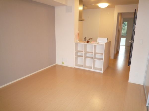 �y���ԁE���r���O�z�@