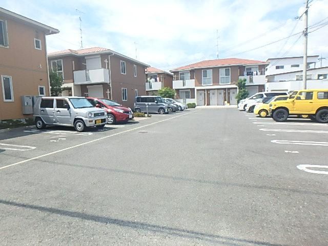 yԏz@