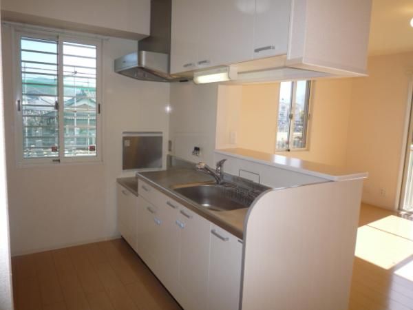 �y�L�b�`���z�@