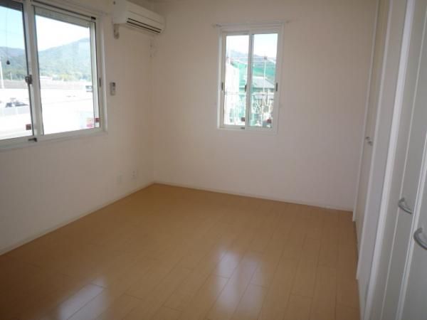 �y���̑������E�X�y�[�X�z�@