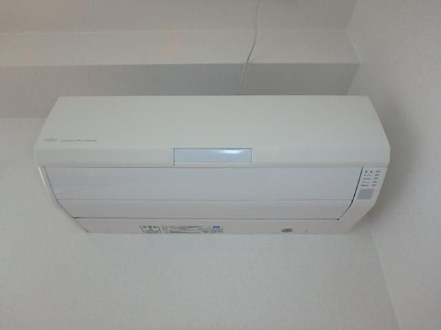 �y���̑��ݔ��z�@