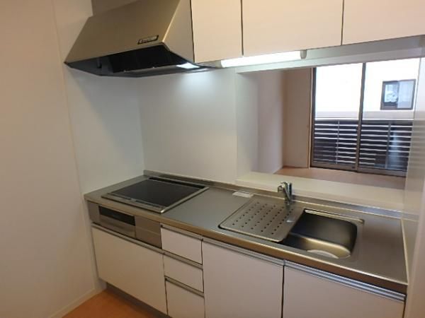 �y�L�b�`���z�@