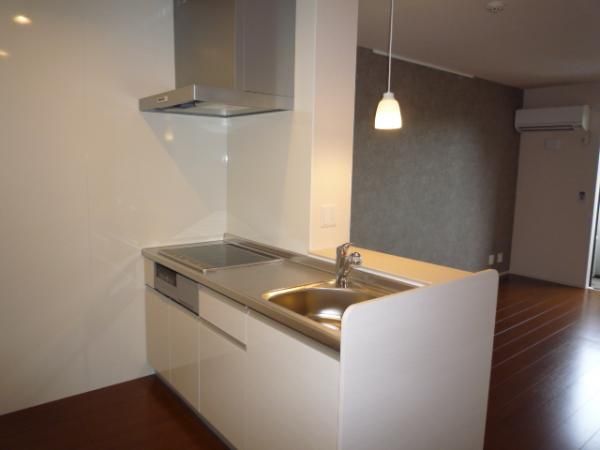 �y�L�b�`���z�@