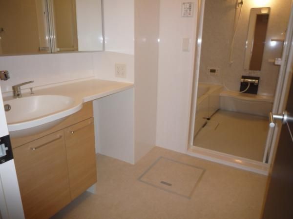 �y���ʏ��z�@