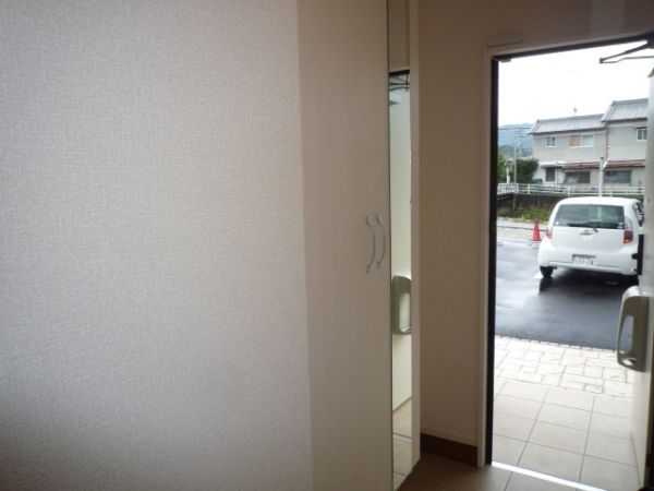 �y���ցz�@���V���[�Y�{�b�N�X��