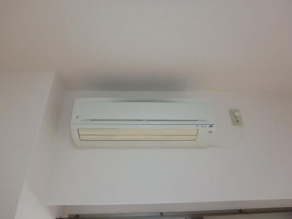 �y���̑��ݔ��z�@