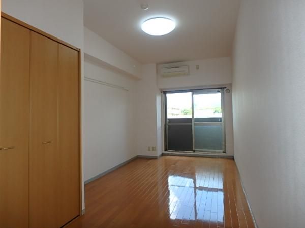 �y�Q���z�@