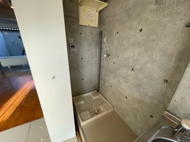 �y���̑��ݔ��z�@