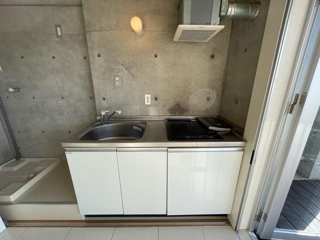 �y�L�b�`���z�@