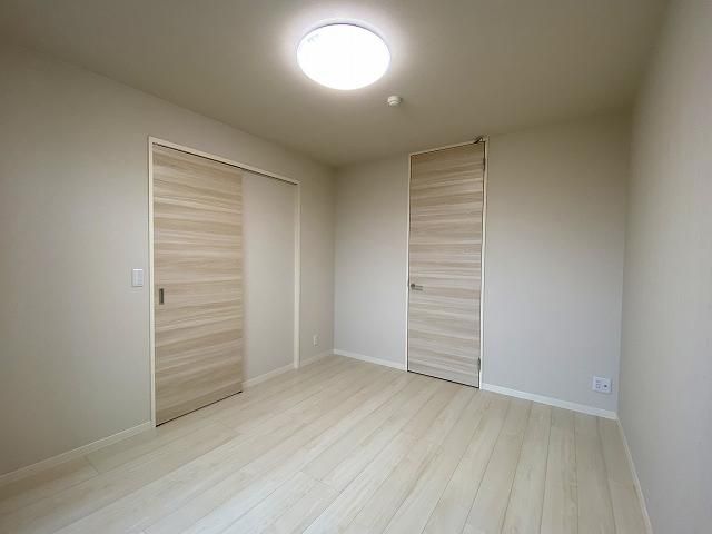 �y�Q���z�@