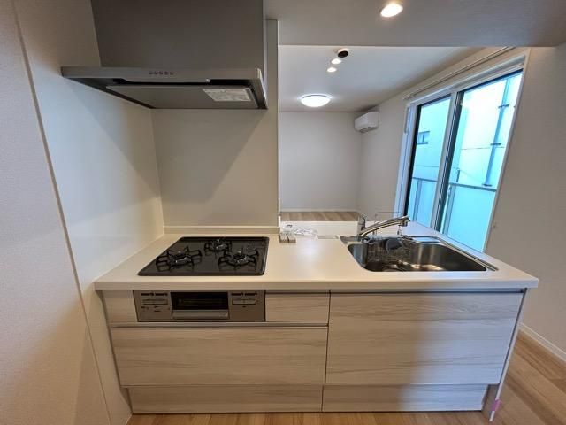 �y�L�b�`���z�@