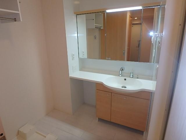 �y���ʏ��z�@