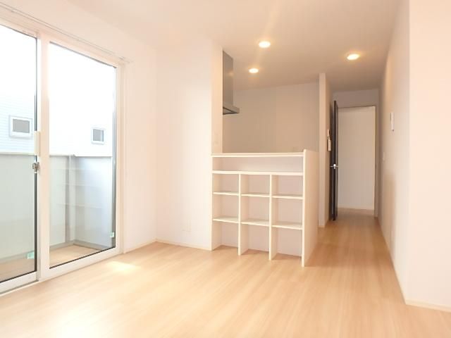 �y���ԁE���r���O�z�@