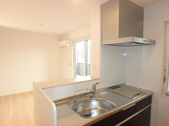 �y�L�b�`���z�@