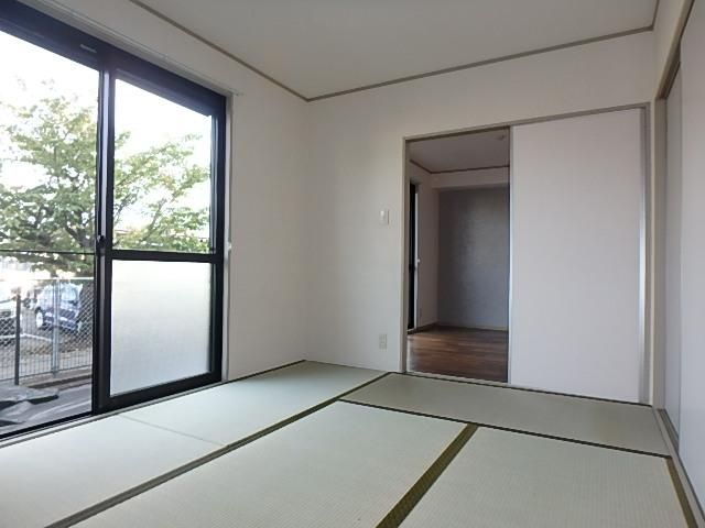 �y�Q���z�@