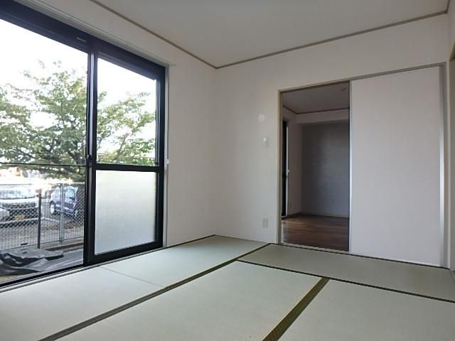 �y�Q���z�@