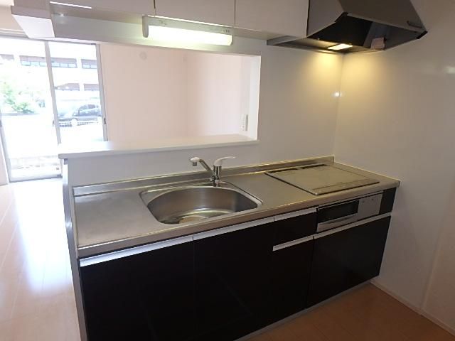 �y�L�b�`���z�@