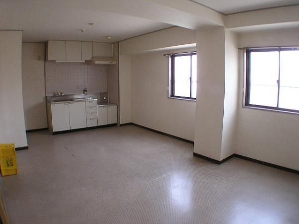 �y���ԁE���r���O�z�@