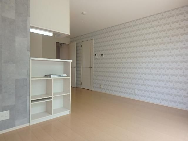 �y�����E���r���O�z�@