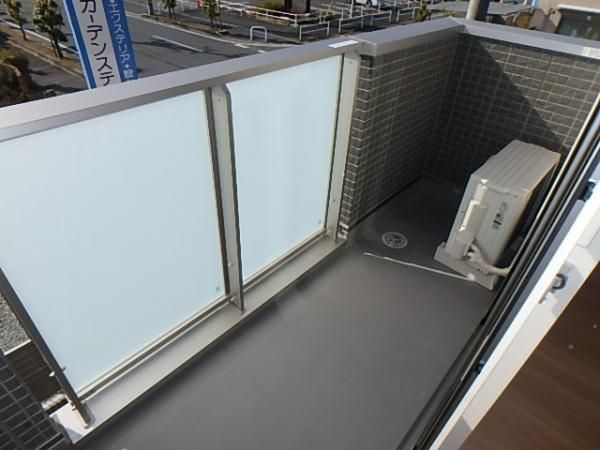 �y�o���R�j�[�z�@