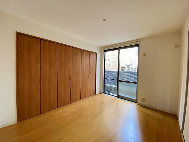 �y���̑������E�X�y�[�X�z�@