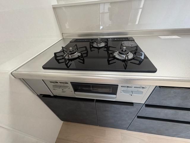 �y�L�b�`���z�@