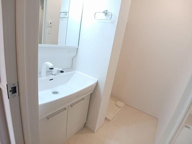 �y���ʏ��z�@