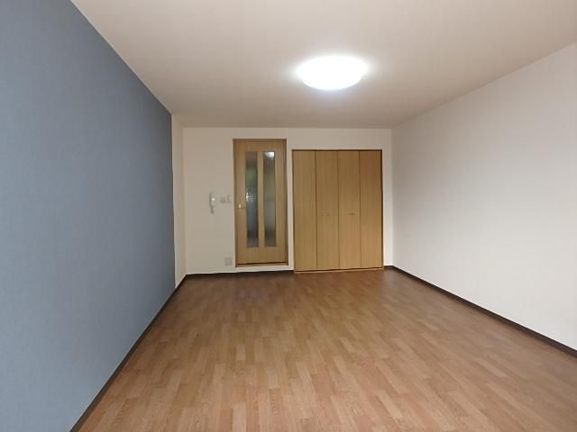 �y���ԁE���r���O�z�@���L�X12���̂������ł���