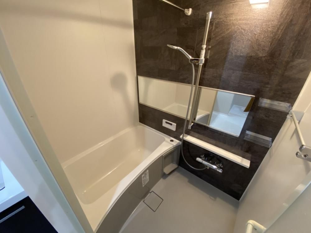 �y�o�X�z�@�G�R�V�����[�@�v�b�V���r����