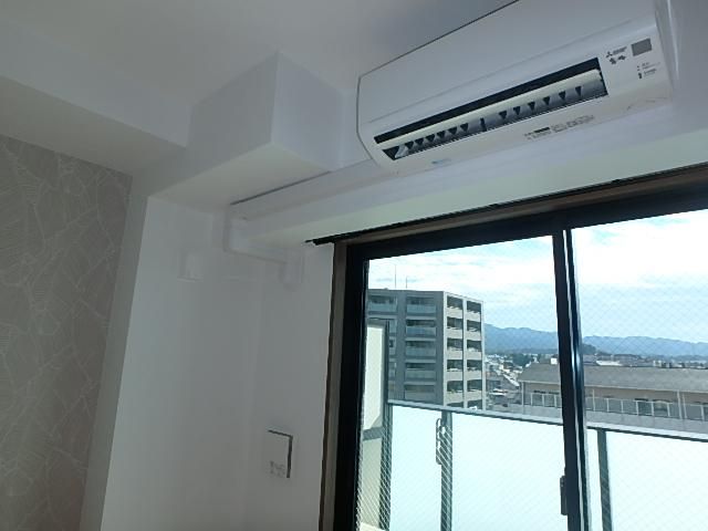 �y���̑��ݔ��z�@