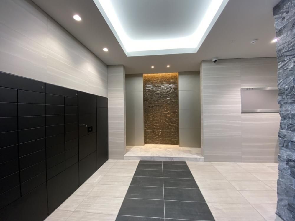 �y�G���g�����X�z�@