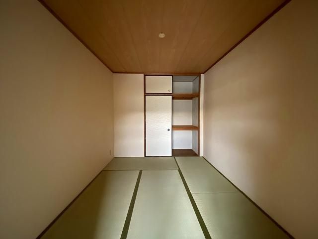 �y�Q���z�@