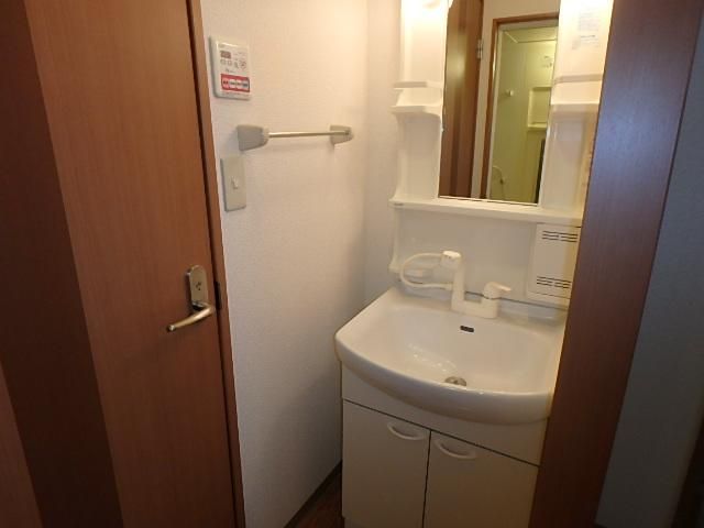 �y���ʏ��z�@