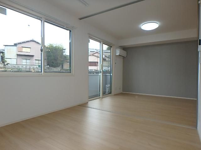 �y�Q���z�@